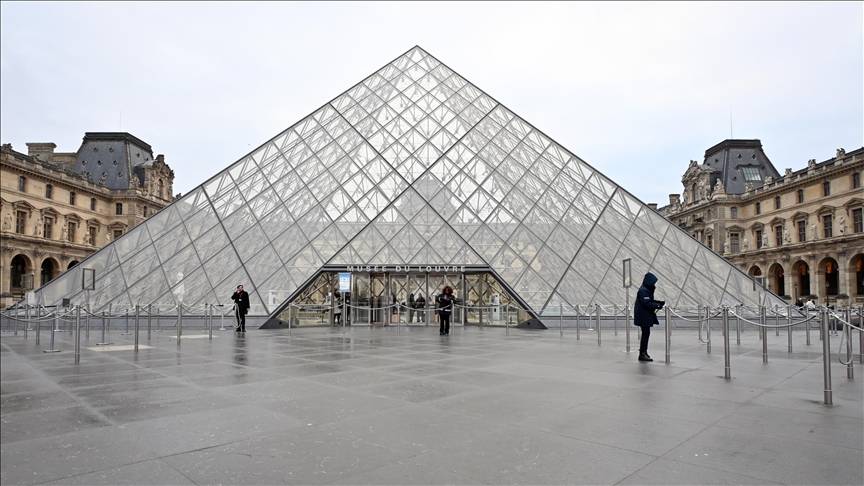 Louvre Müzesi'ni 7 dakikada nasıl soydular? Soygunun perde arkası 6